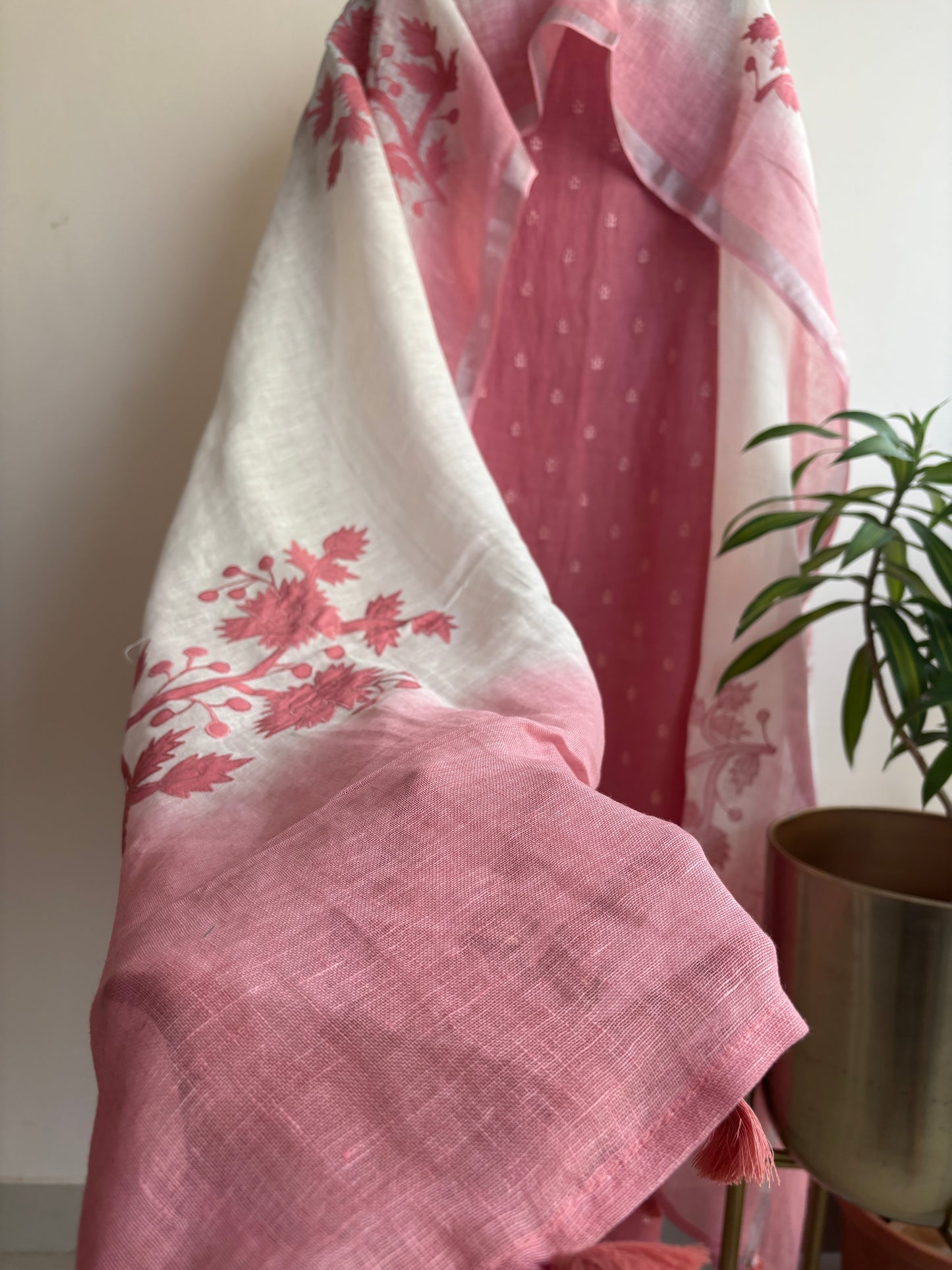 Pure Linen Hand-Embroidered Suit – Where Comfort Meets Luxury