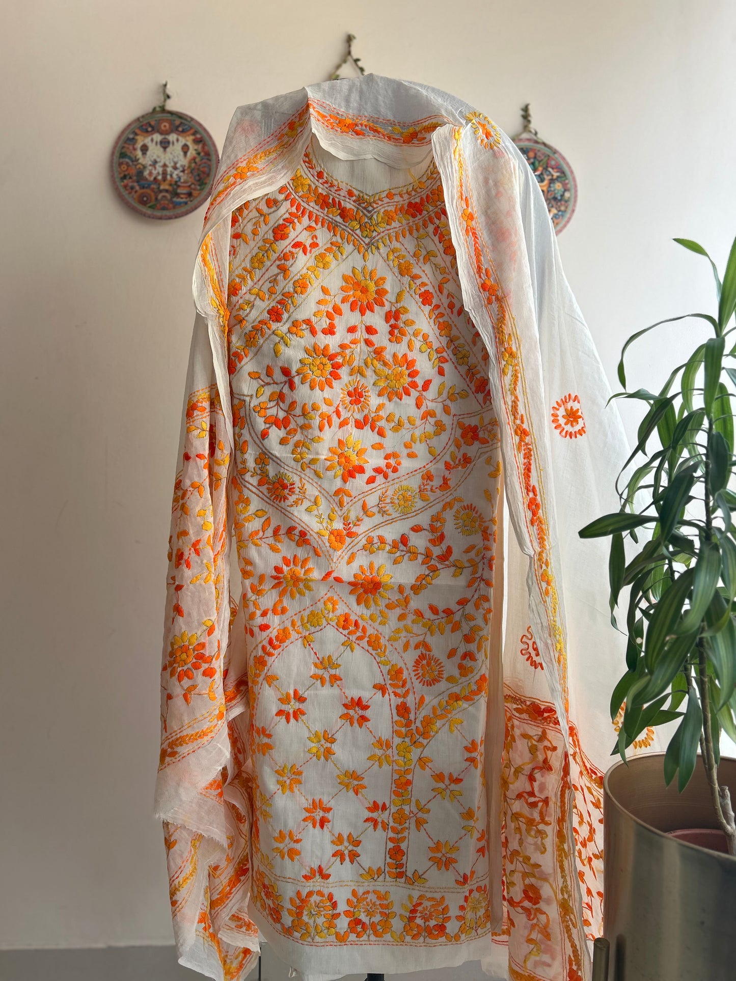 🌼 Bengal Handloom – Phulkari Pure Cotton Embroidered Suit Set-White Base