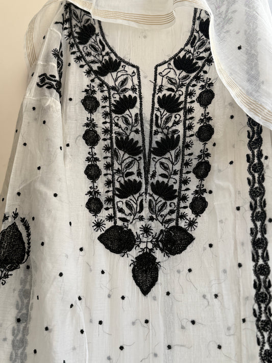 Pure Mul Chanderi Lucknowi Chikankari Anarkali Set with Dupatta | Vertical Bel Hand Embroidery