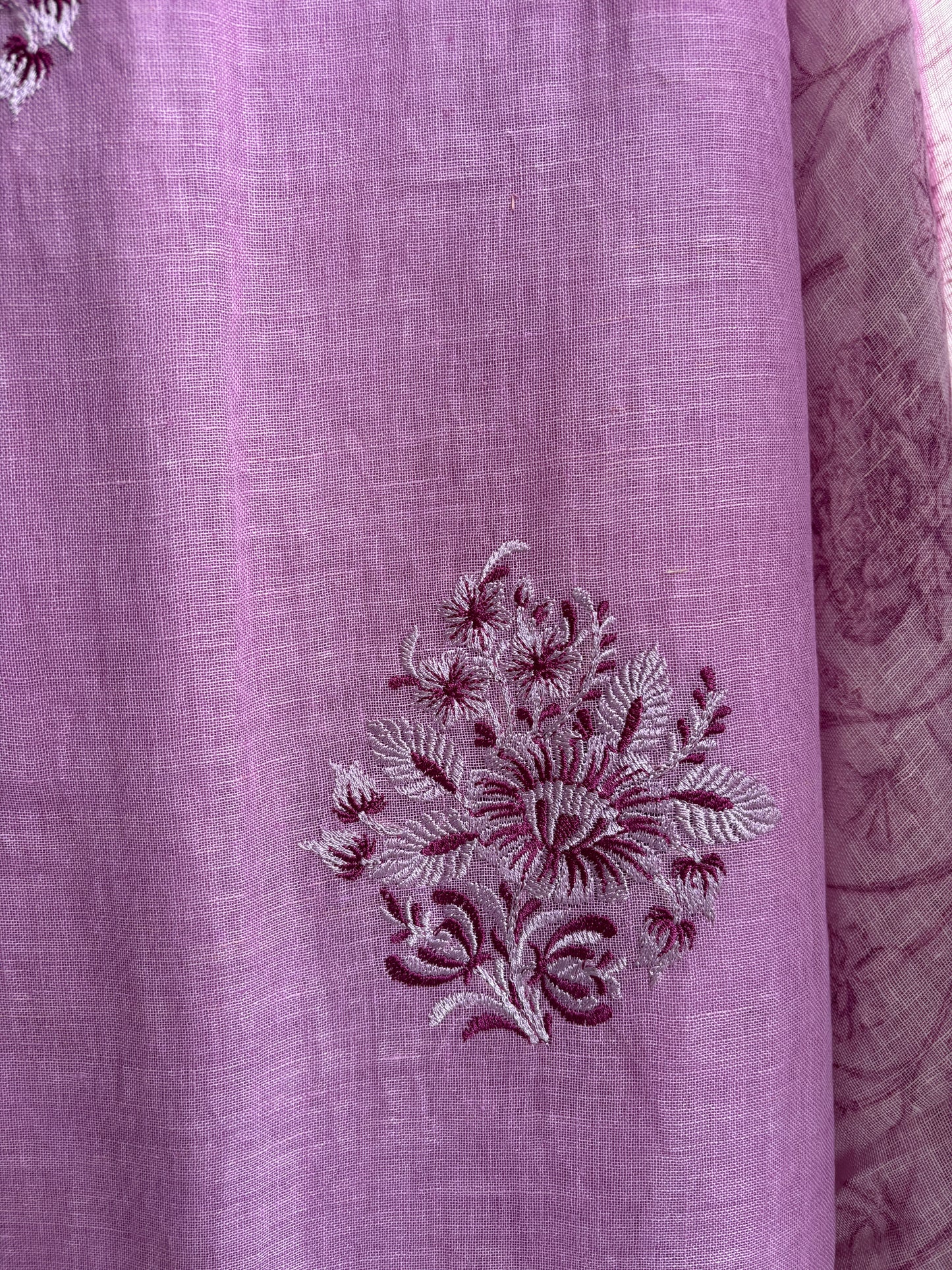 Pure Linen Hand-Embroidered Suit – Where Comfort Meets Luxury
