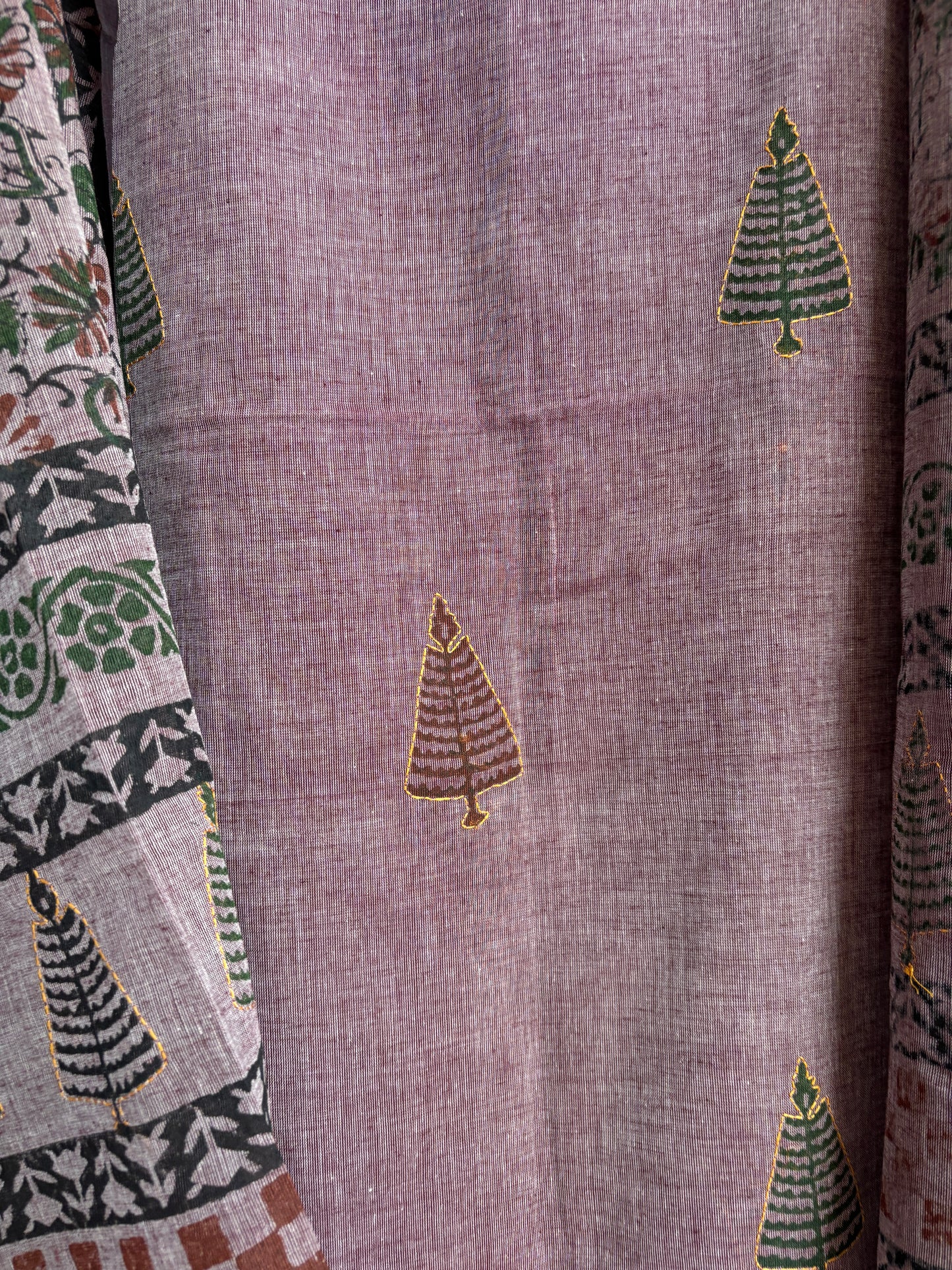 Handcrafted Jamdani Mul Cotton Suit with Kalamkari Dupatta – A Blend of Grace & Heritage