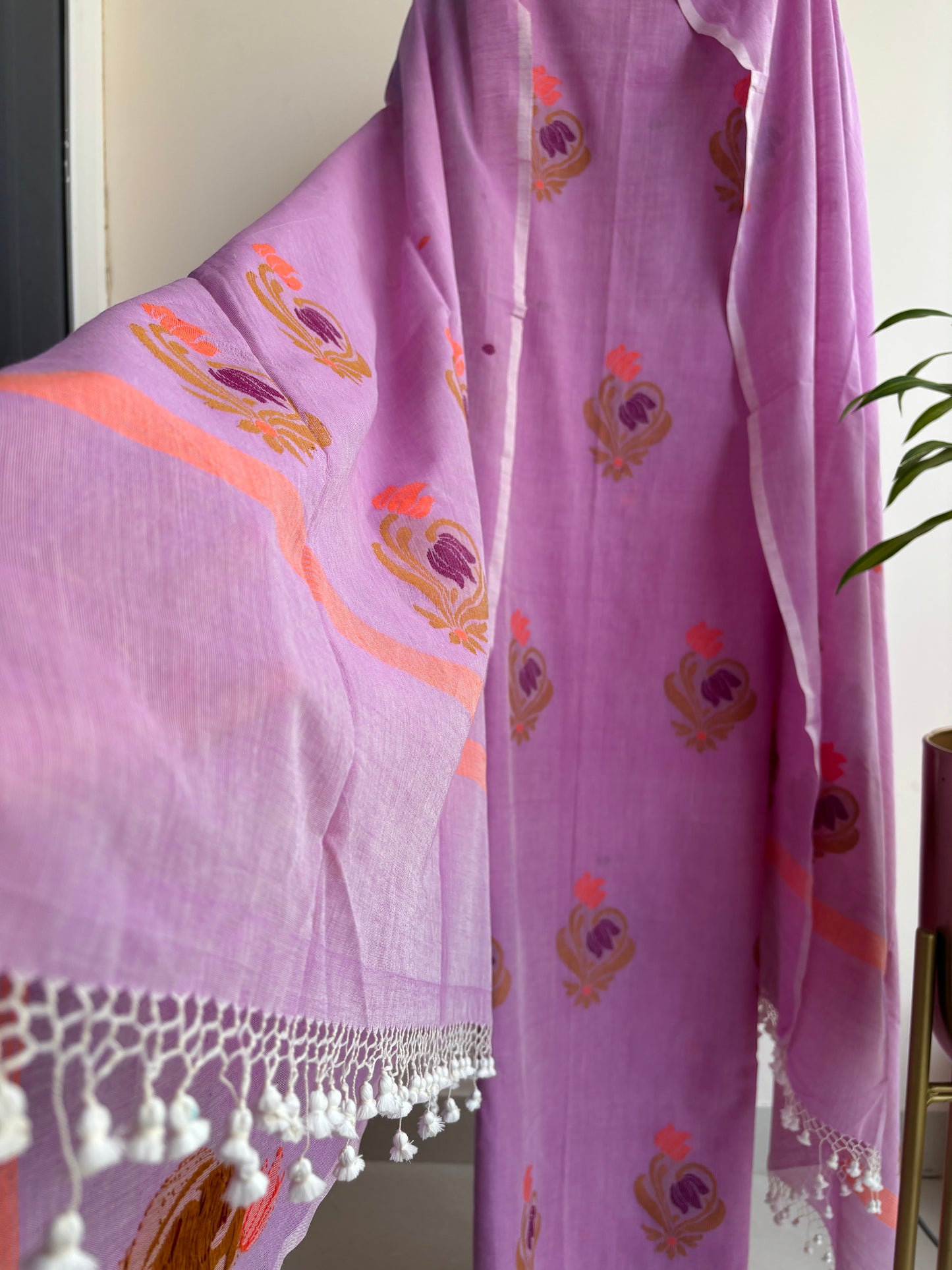Elegant Jamdani Cotton Ensemble – A Timeless Heirloom