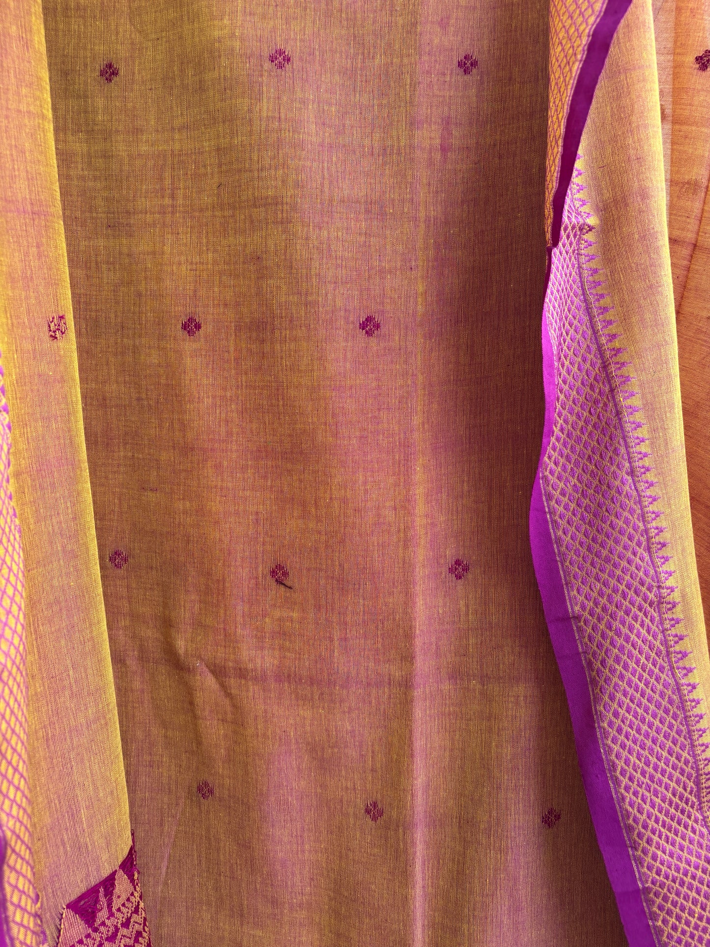 Elegant Jamdani Cotton Ensemble – A Timeless Heirloom