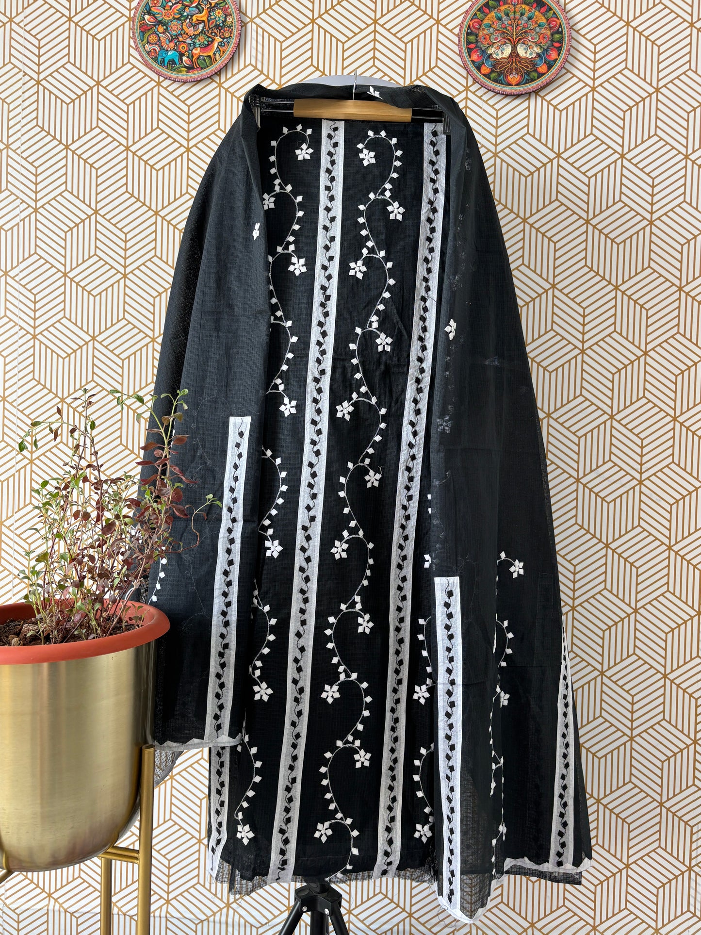 Aligarh's Tradional handcrfted Phoolpatti (applique)- White Patti with Colorfull Base
