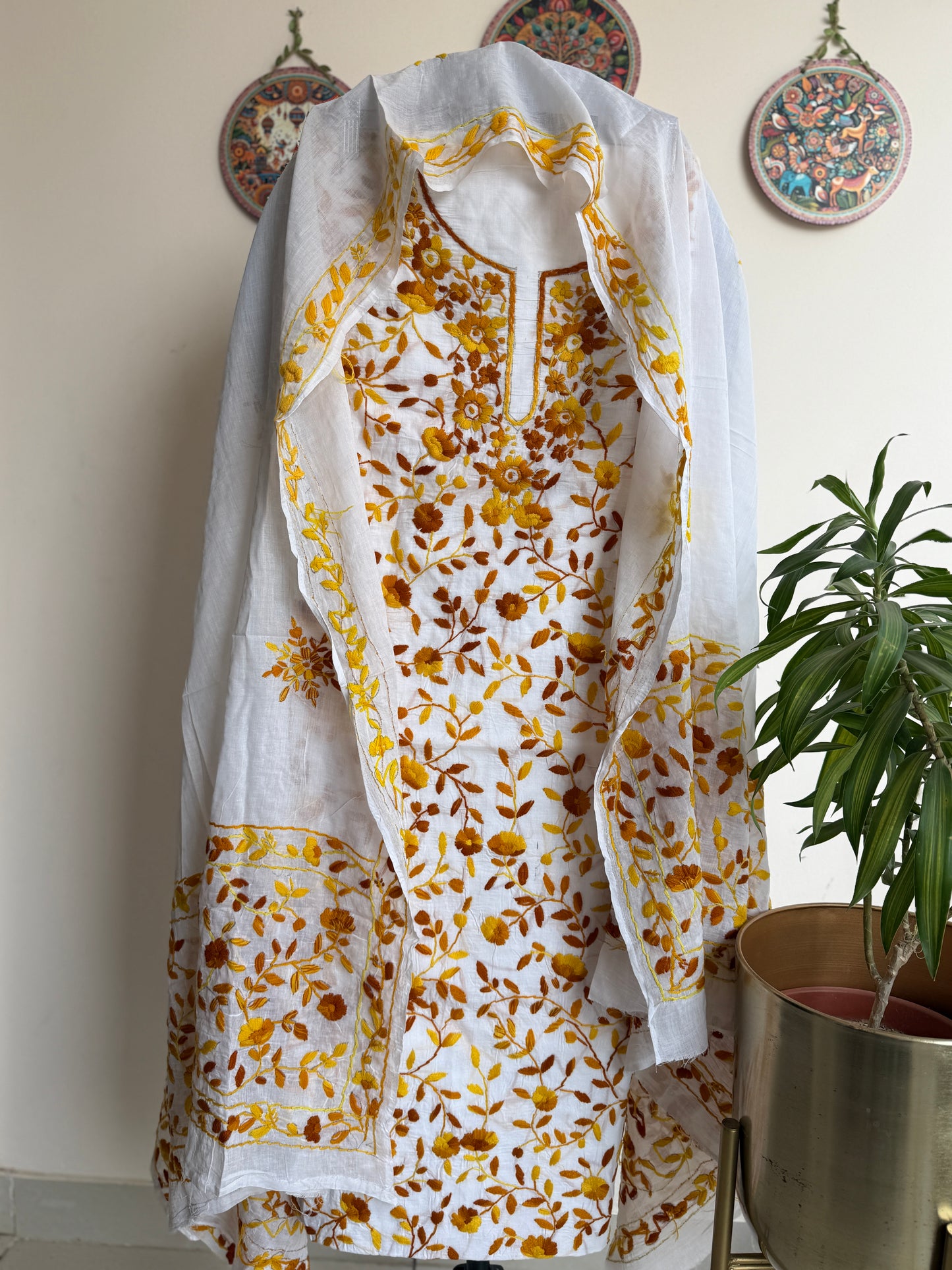 🌼 Bengal Handloom – Phulkari Pure Cotton Embroidered Suit Set-White Base