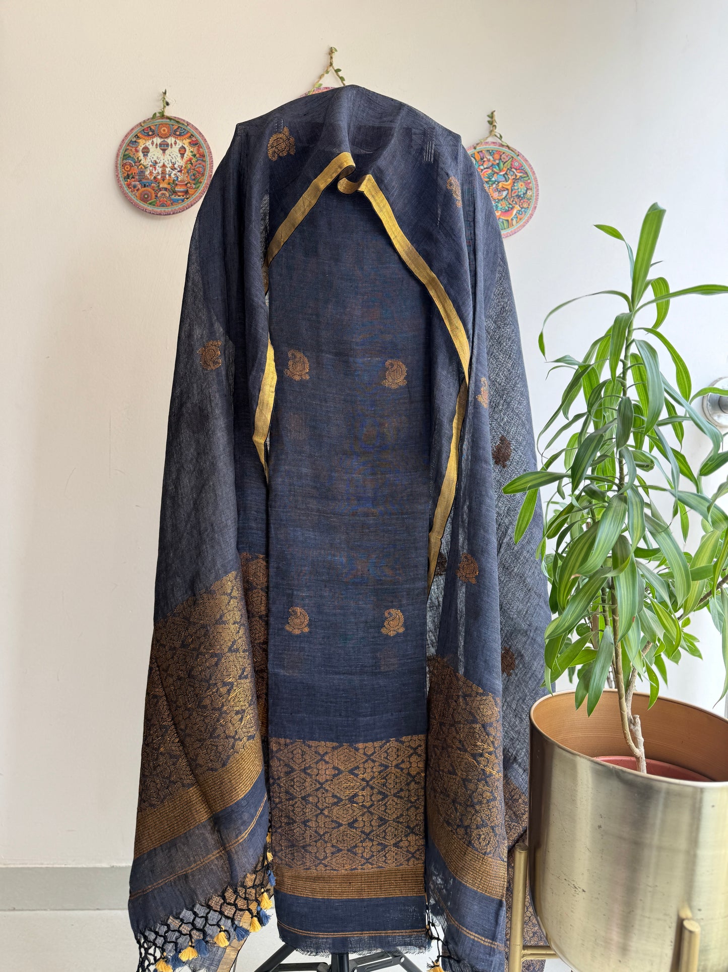 Jamdani- ✨ Pure Linen Jamdani Weaving Kurta & Dupatta Set ✨