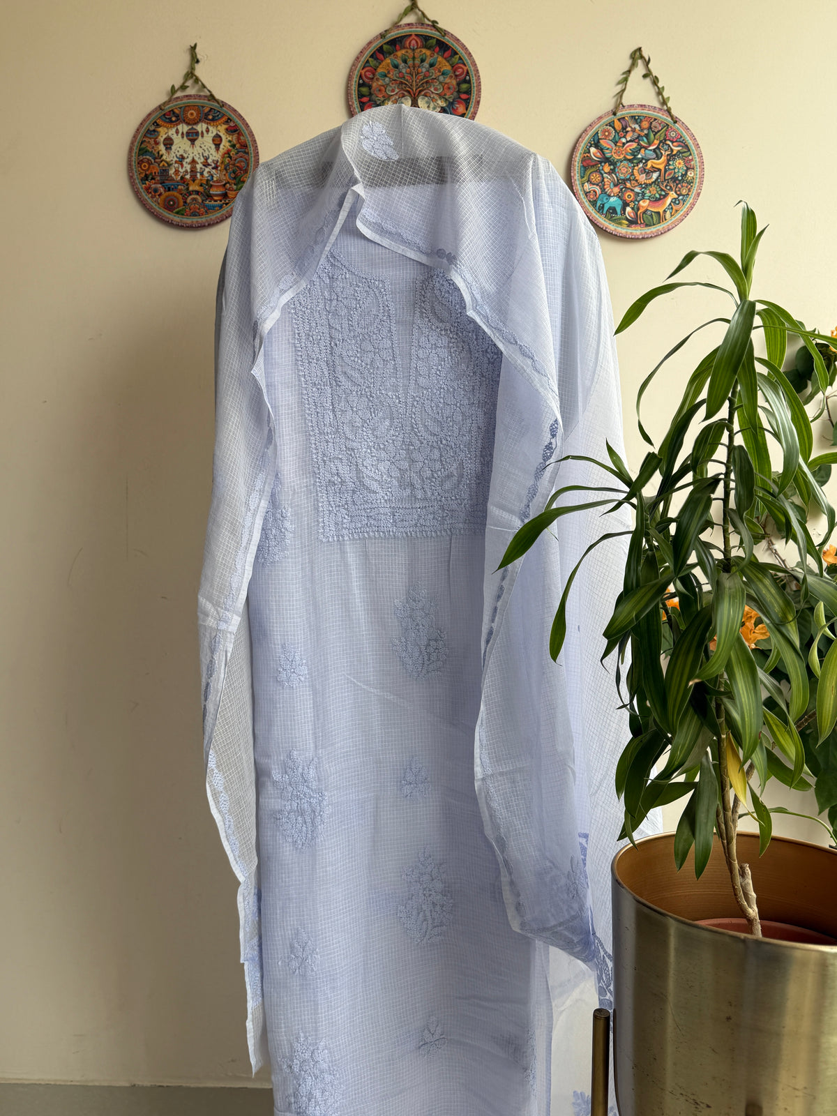 Lucknowi Chikankari Kota Doria Suit Set- Shadow Work