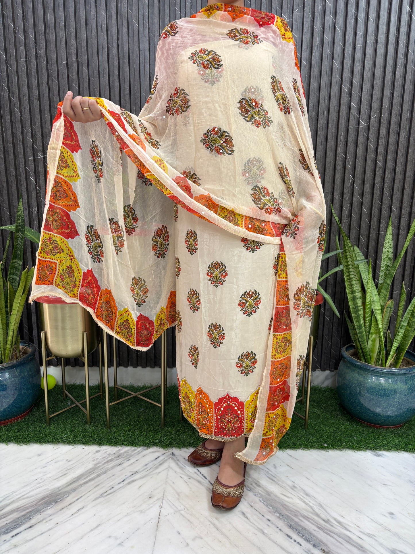 Premium natural handmade crepe 3pcs suit set