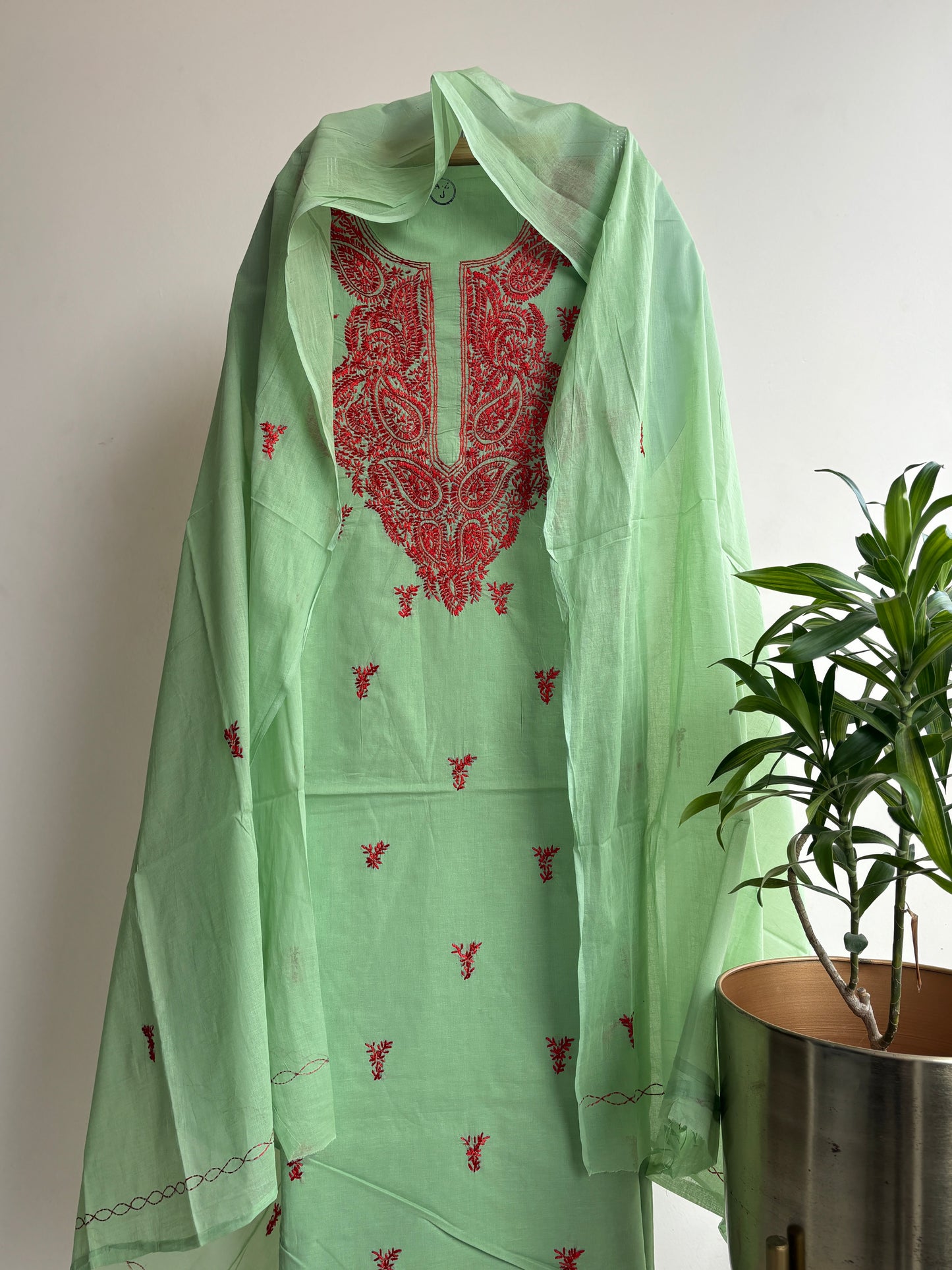 Bengal Handloom-🌸 French Knot & Kashmiri Hand Embroidered Cotton Set 🌸