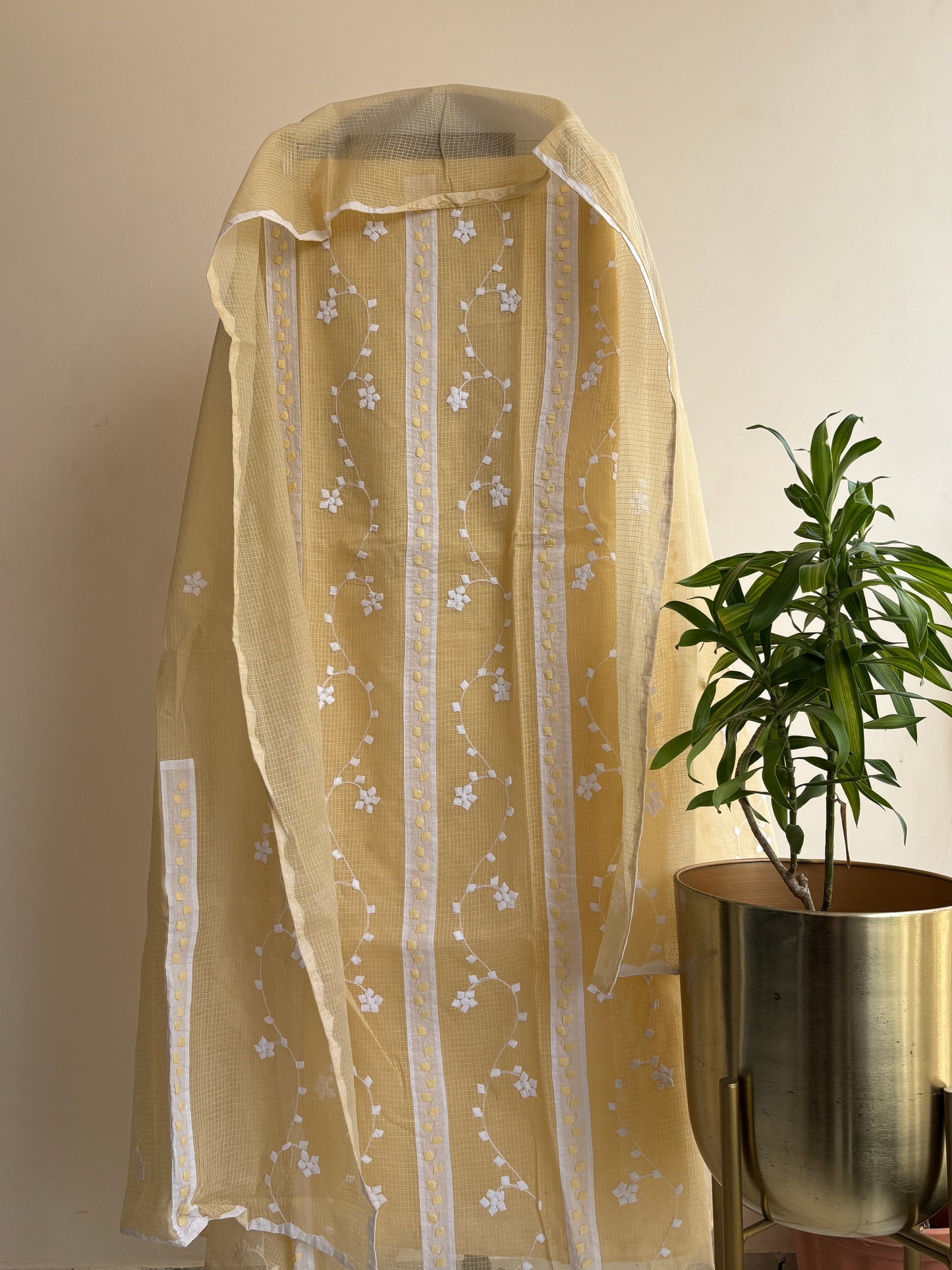 Aligarh's Tradional handcrfted Phoolpatti (applique)- White Patti with Colorfull Base