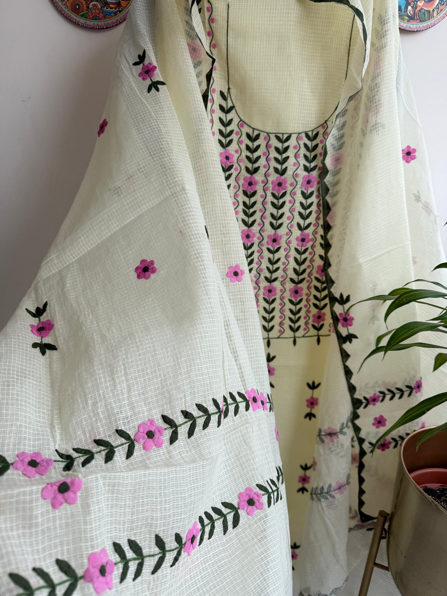 Aligarh's Tradional handcrfted Phoolpatti (applique)- Colored Base with Muliticolor Phoolpatti