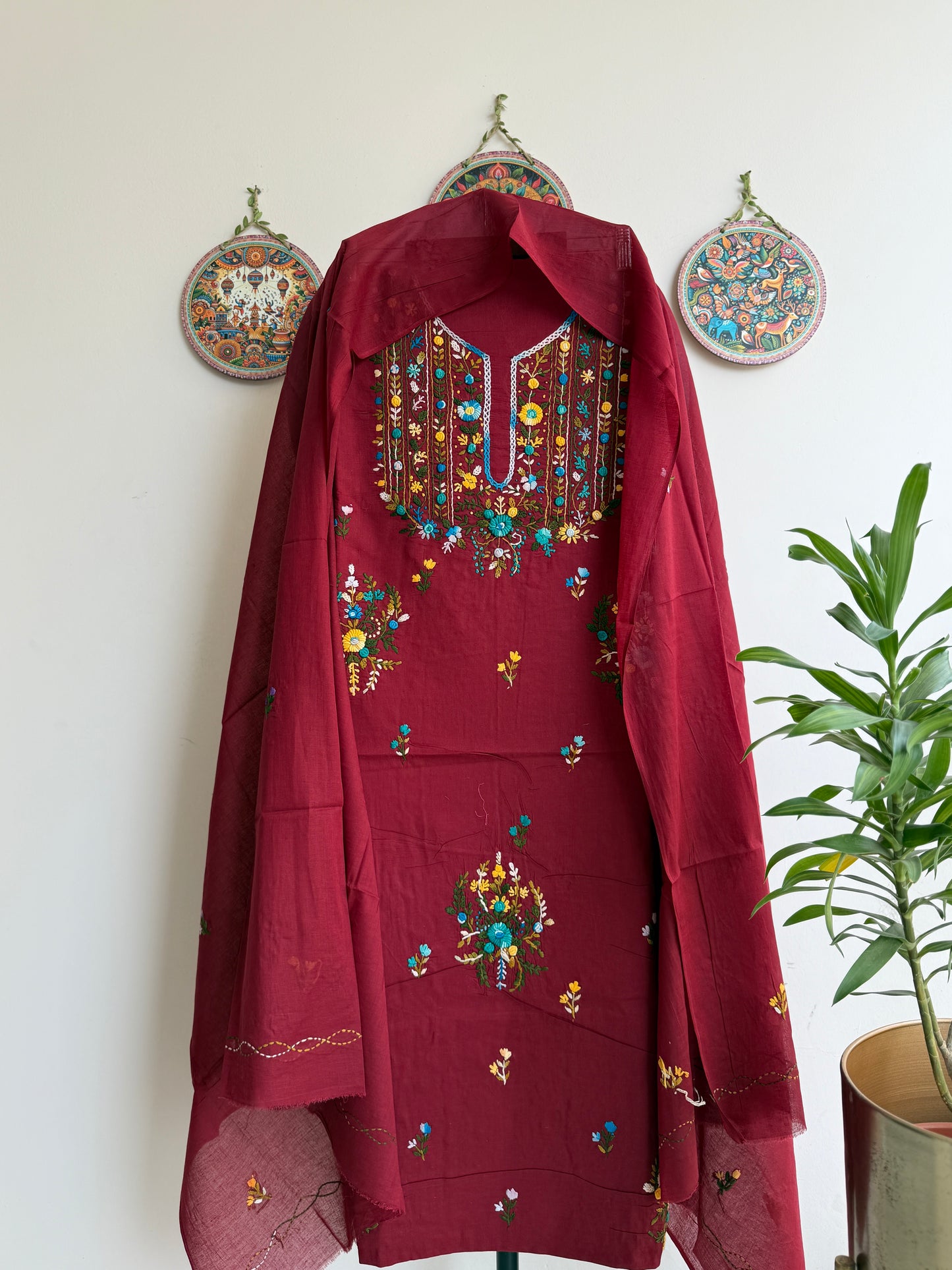 Bengal Handloom-🌸 French Knot & Kashmiri Hand Embroidered Cotton Set 🌸