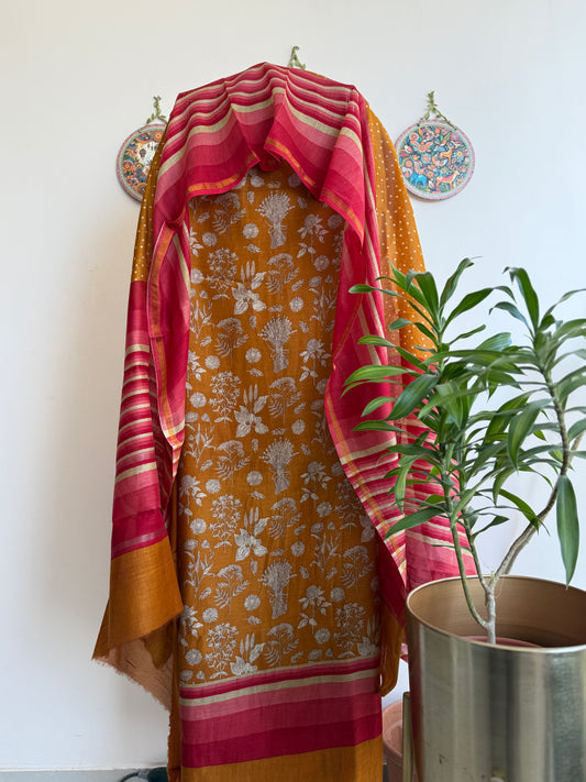 🌸 Pure Maheshwari Silk Floral Suit Set ✨