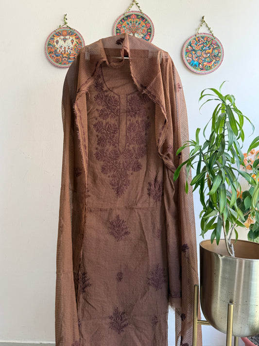 Lucknowi Chikankari Kota Doria Suit Set – Ghasspatti.
