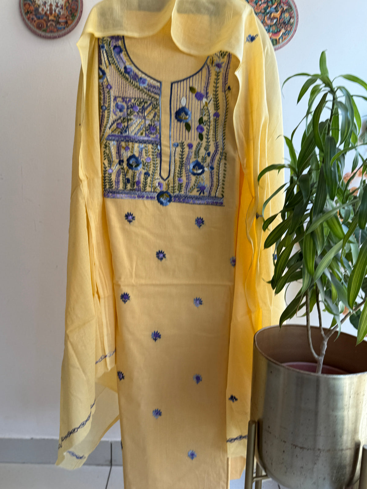 Bengal Handloom – Knot Work and Parsi Work Pure Cotton Embroidered Suit Set