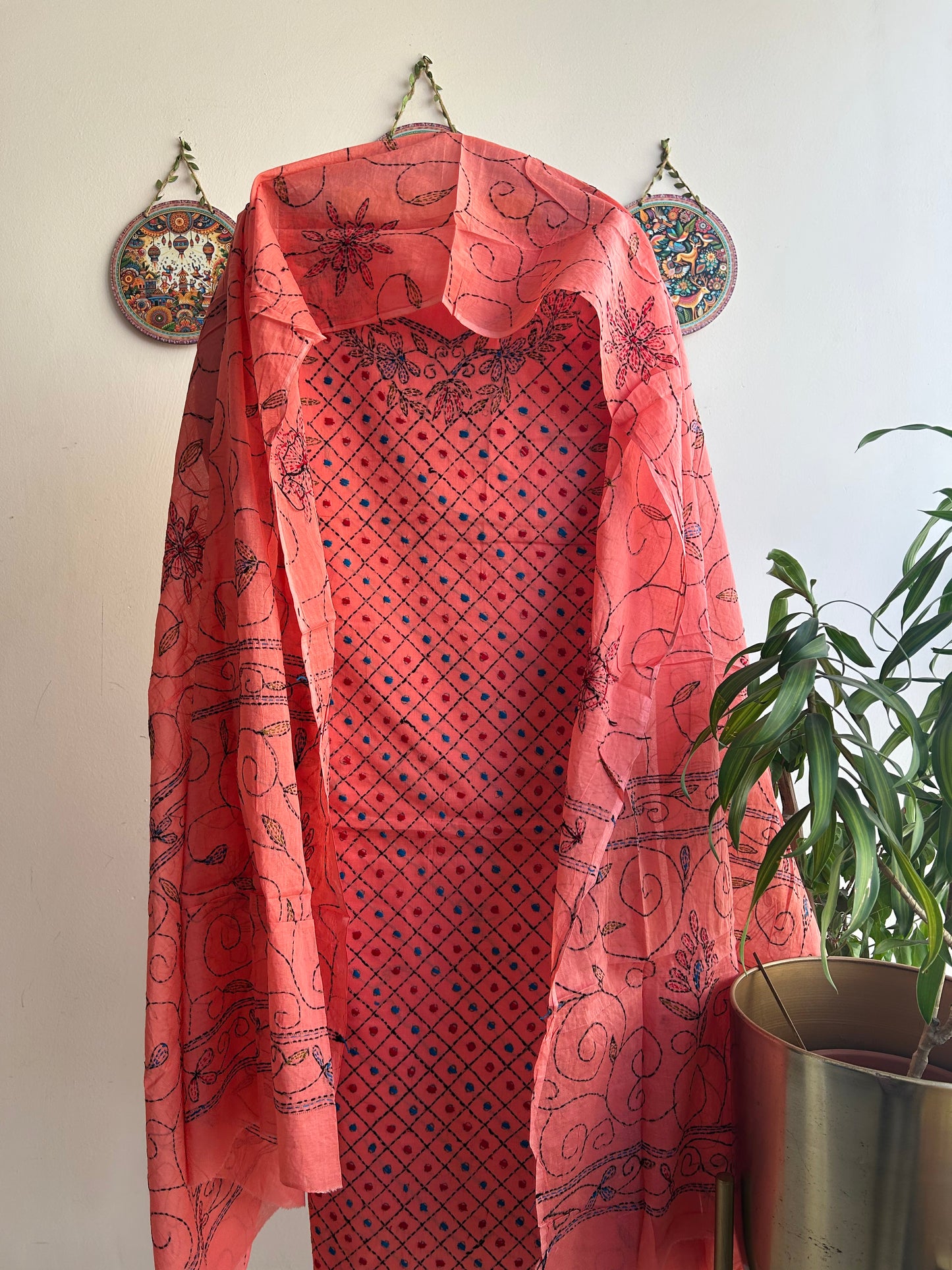 Bengal Handloom- Kanth Stich Geometrical Shape Pure Cotton Embroided Suit Set