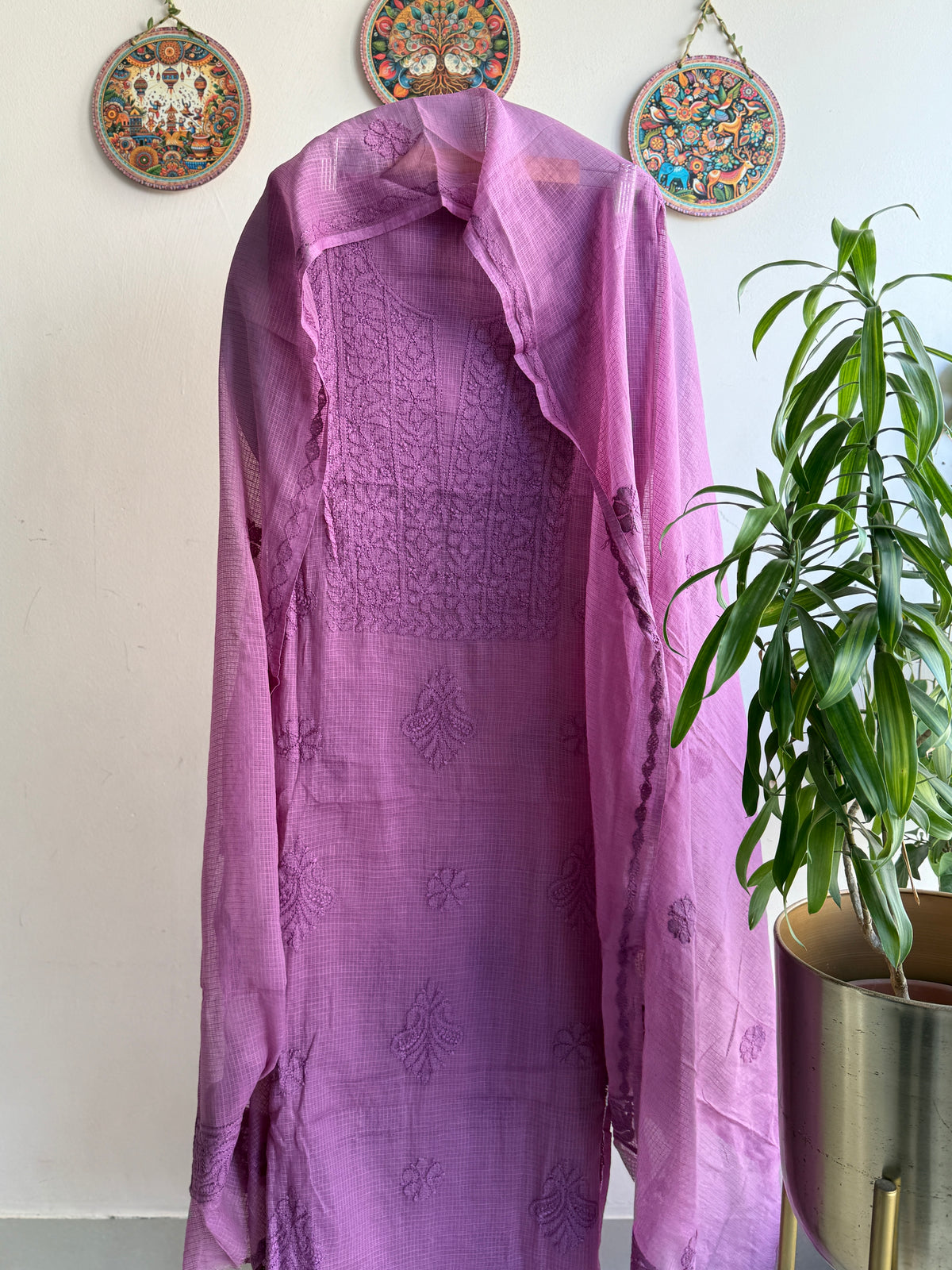 Lucknowi Chikankari Kota Doria Suit Set- Shadow Work