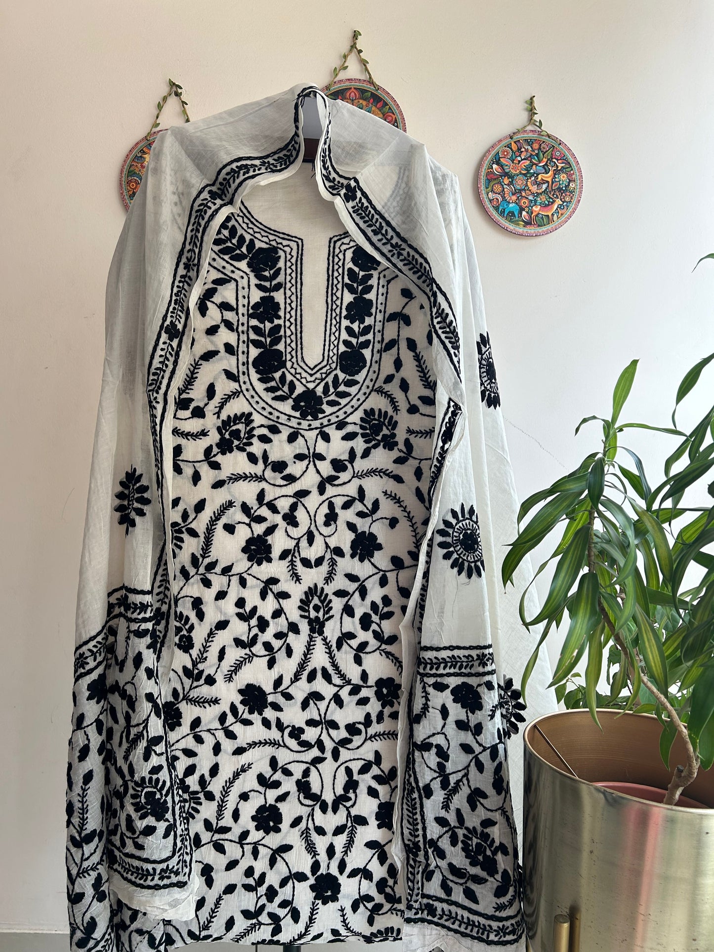 🌼 Bengal Handloom – Phulkari Pure Cotton Embroidered Suit Set-White Base