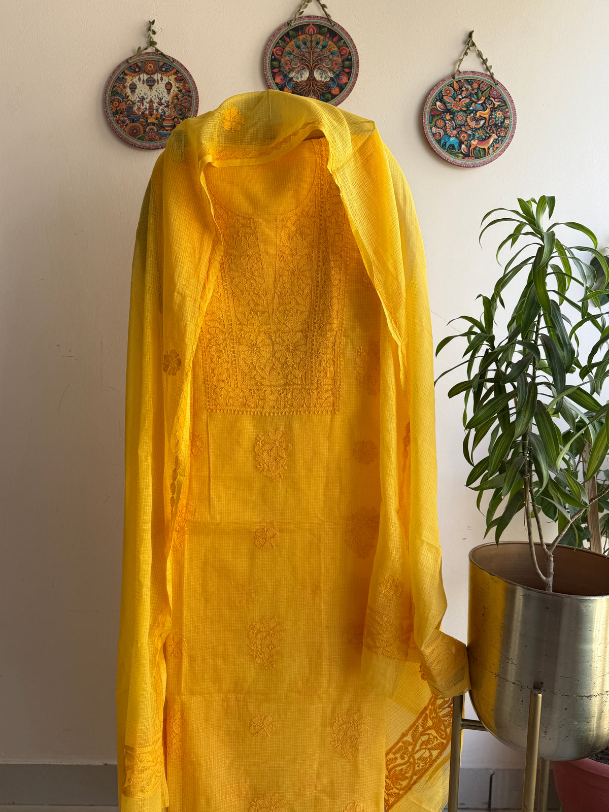 Lucknowi Chikankari Kota Doria Suit Set- Shadow Work