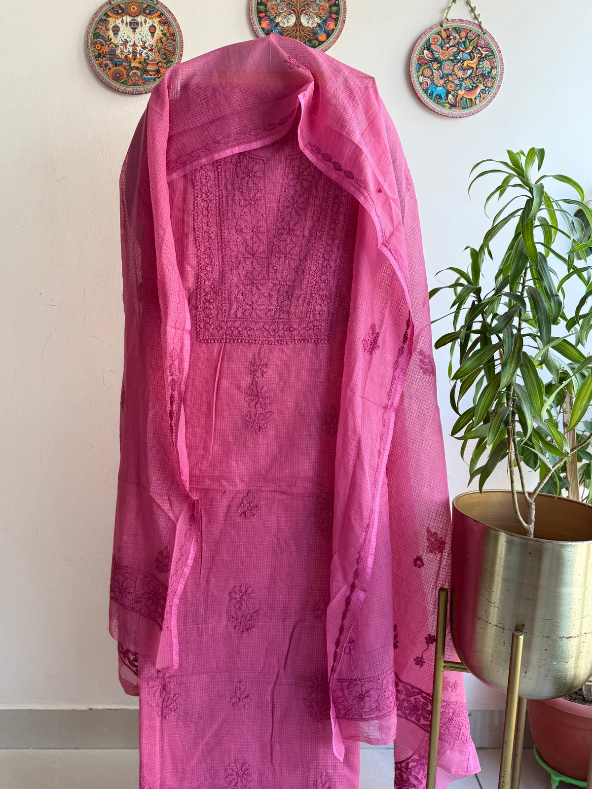 Lucknowi Chikankari Kota Doria Suit Set- Shadow Work