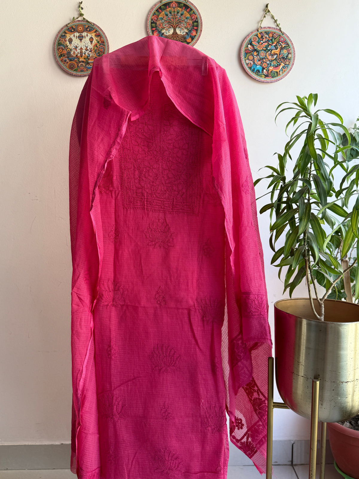 Lucknowi Chikankari Kota Doria Suit Set- Shadow Work