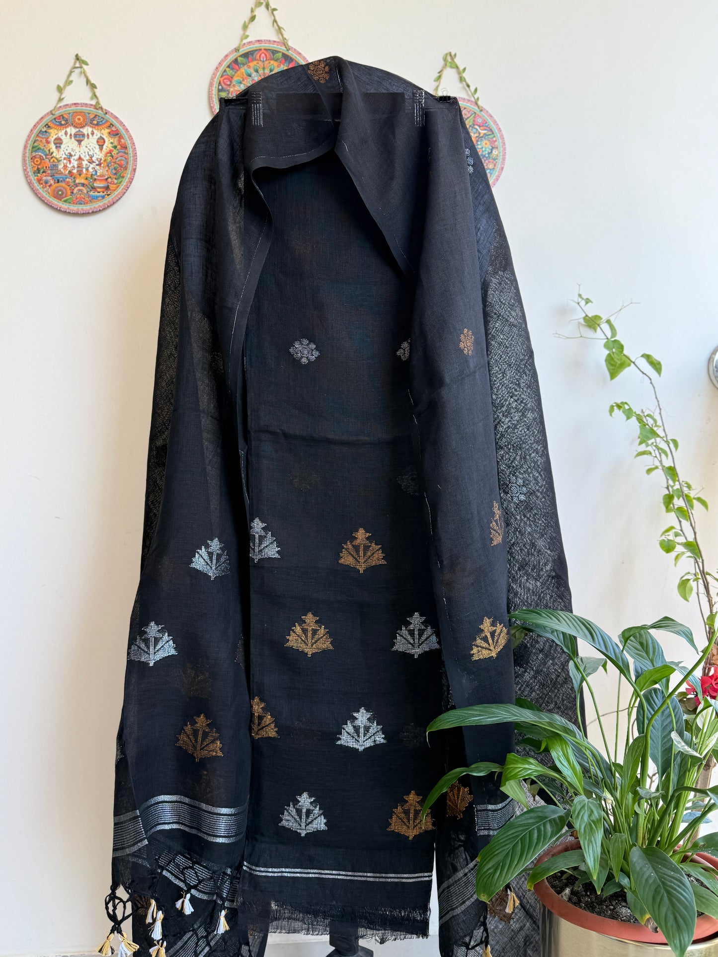 Jamdani- ✨ Pure Linen Jamdani Weaving Kurta & Dupatta Set ✨