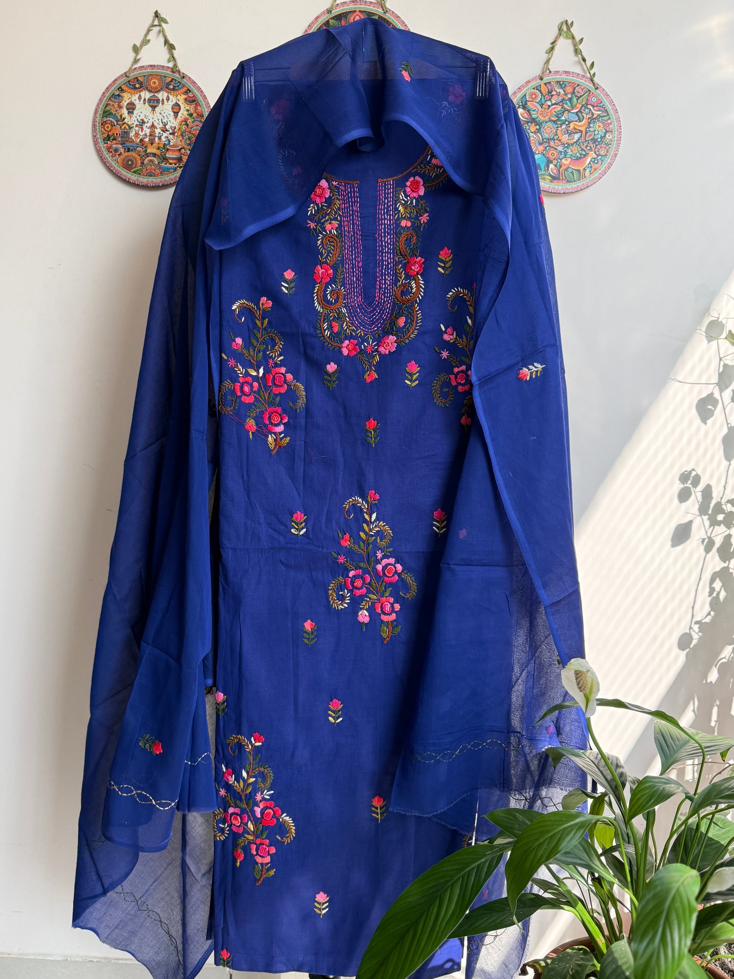 Bengal Handloom-🌸 French Knot & Kashmiri Hand Embroidered Cotton Set 🌸