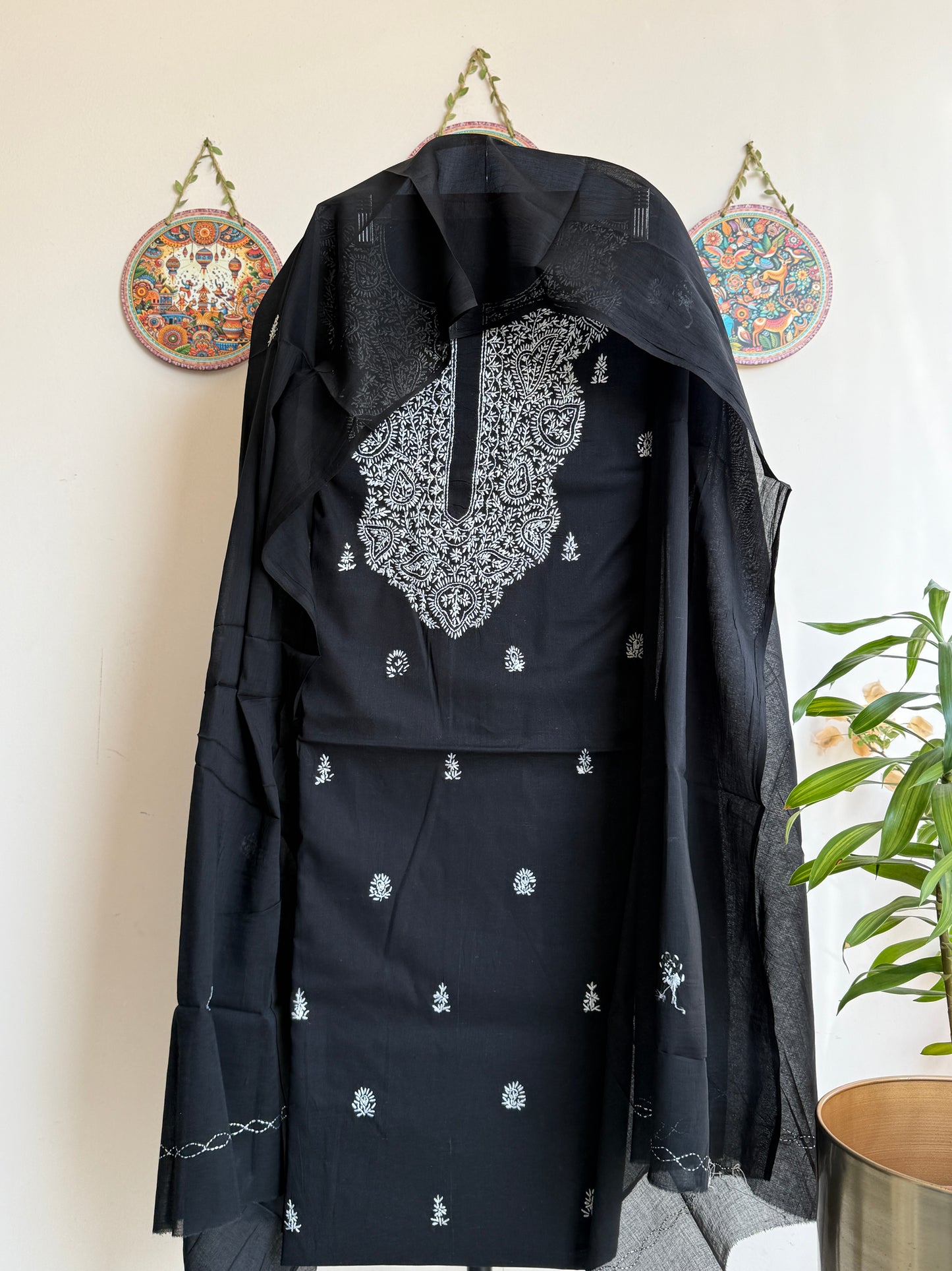 Bengal Handloom-🌸 French Knot & Kashmiri Hand Embroidered Cotton Set 🌸