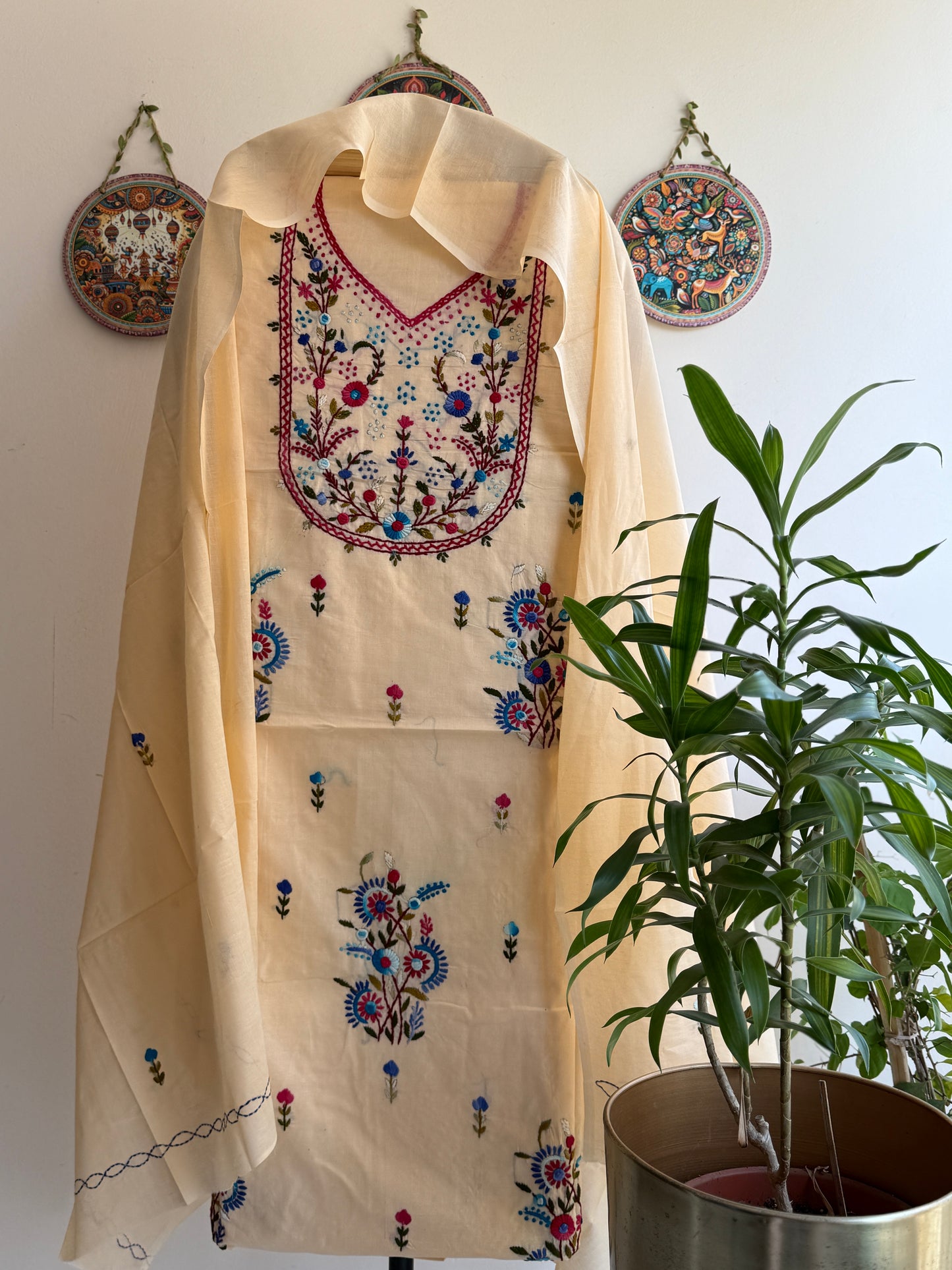 Bengal Handloom – Parsi Work and Knot Work Pure Cotton Embroidered Suit Set