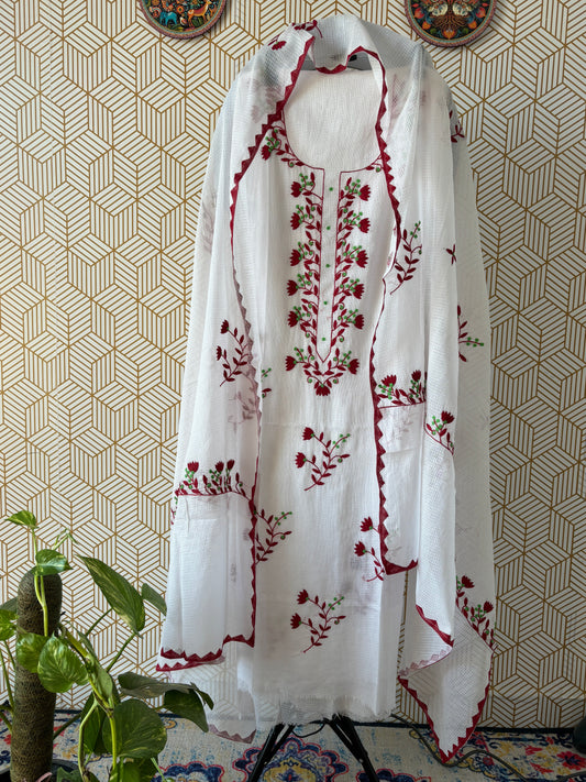 Aligarh's Tradional handcrfted Phoolpatti (applique)- Multicolor Phool Patti with White Base