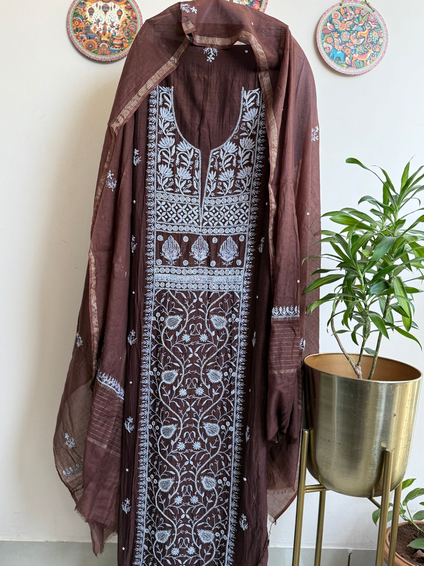 Authentic Hand embroidered Lucknowi Chikankari Mul Chanderi Suit