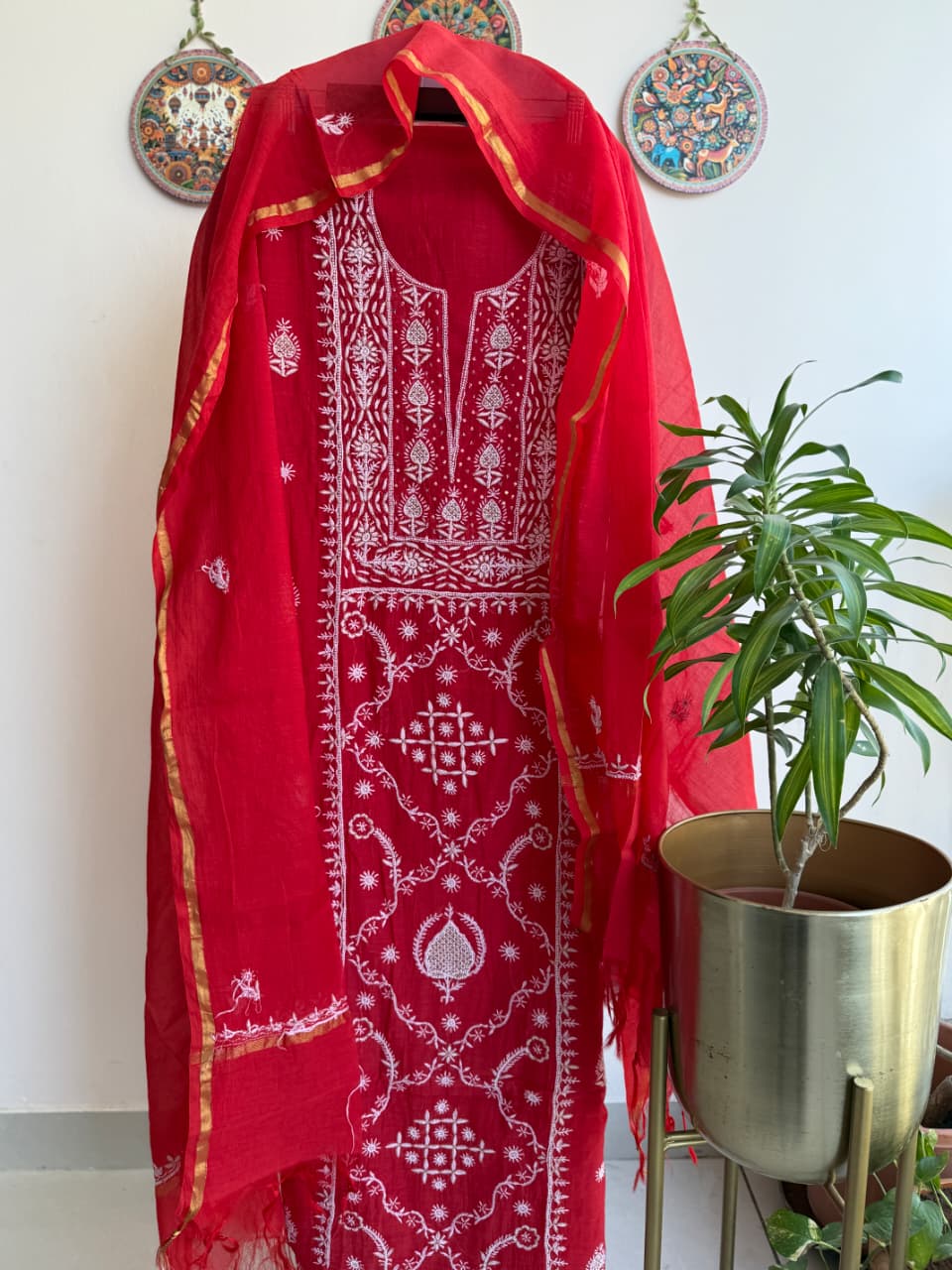 Authentic Hand embroidered Lucknowi Chikankari Mul Chanderi Suit